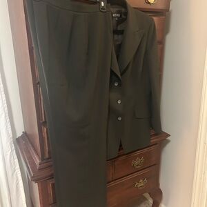 Kasper Olive Tailored Women's Pants Suit